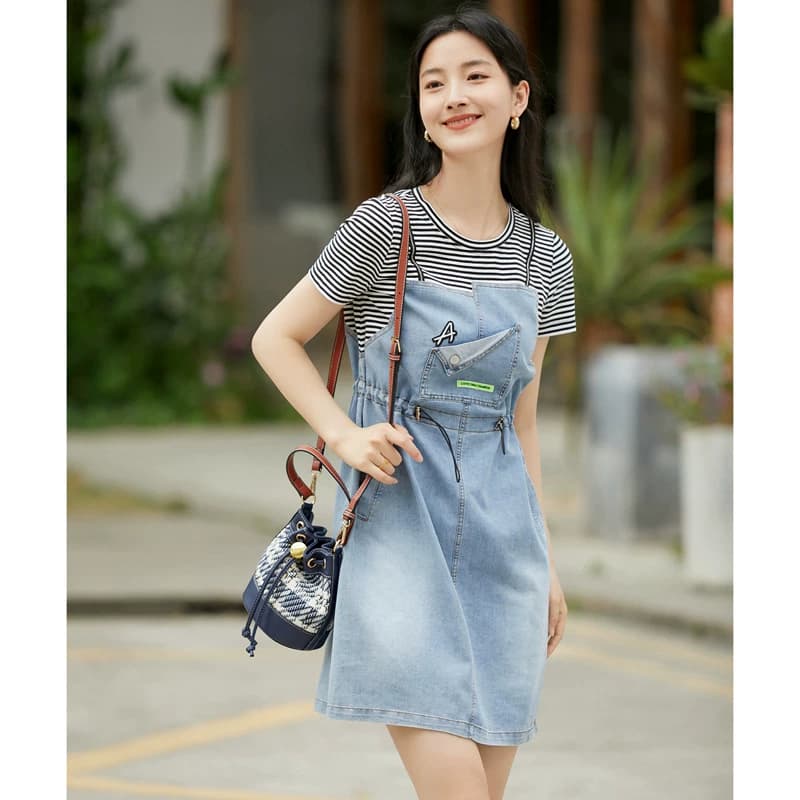 乔妮塔品牌2026夏季新款条纹短袖