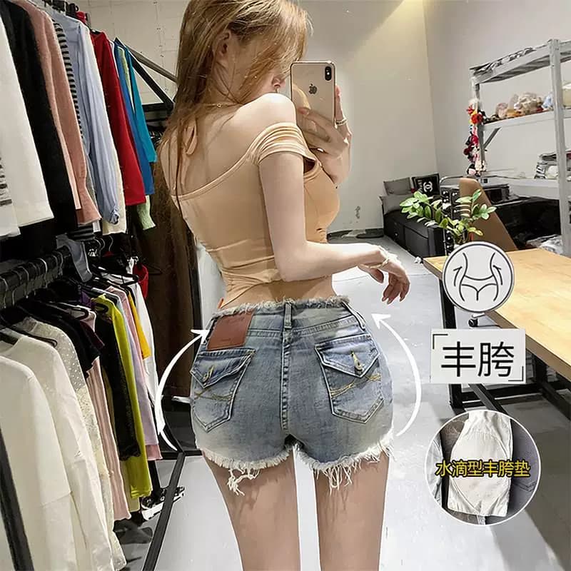 李李服饰性感丰胯牛仔短裤女2026年夏季新款低腰显瘦包臀百搭热裤